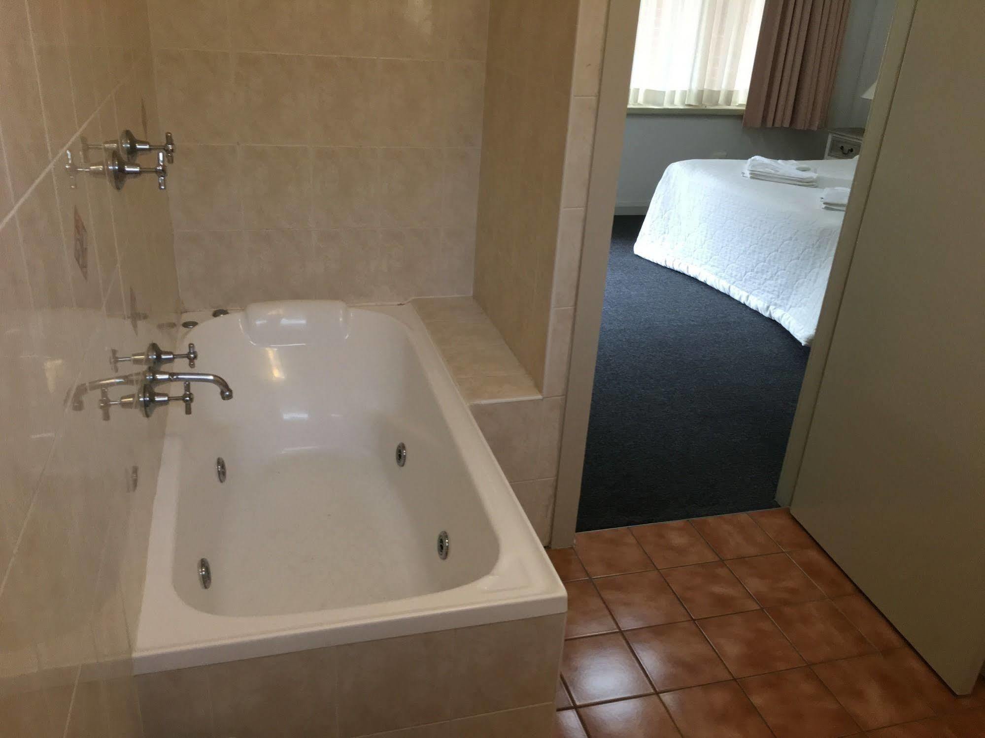 Town And Country Motel Сидней Экстерьер фото
